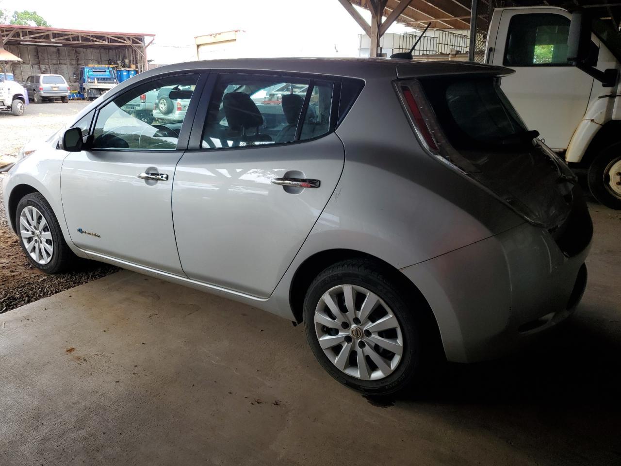 2017 Nissan Leaf S - Фото 2