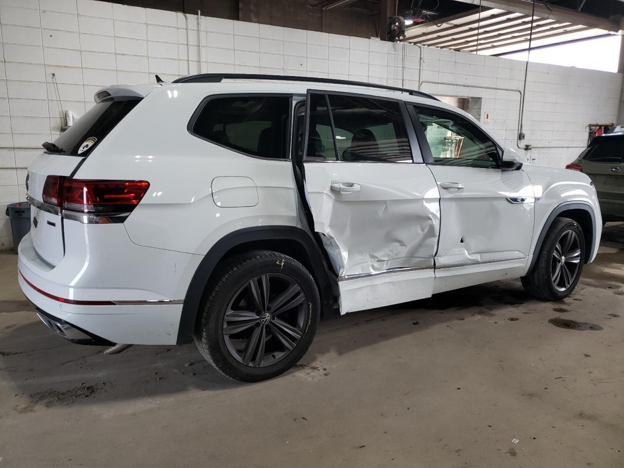 2021 Volkswagen Atlas Se - Фото 3