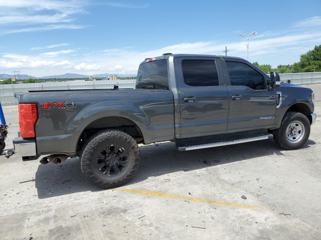 2020 Ford F250 Super Duty - Фото 3