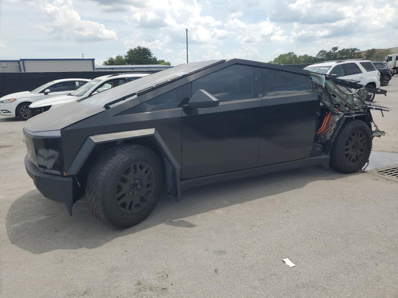 2024 Tesla Cybertruck