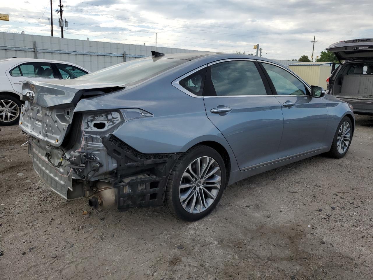 2015 Hyundai Genesis 3.8L - Image 3