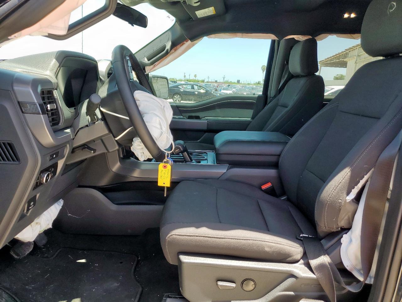 2025 Ford F150 Xlt - Image 7