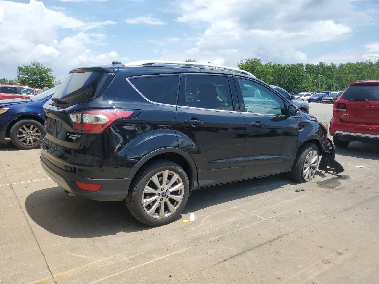 2017 Ford Escape Titanium - Фото 3
