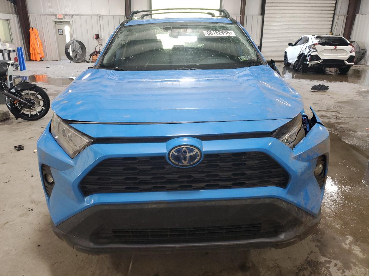 2020 Toyota Rav4 Xle - Image 5
