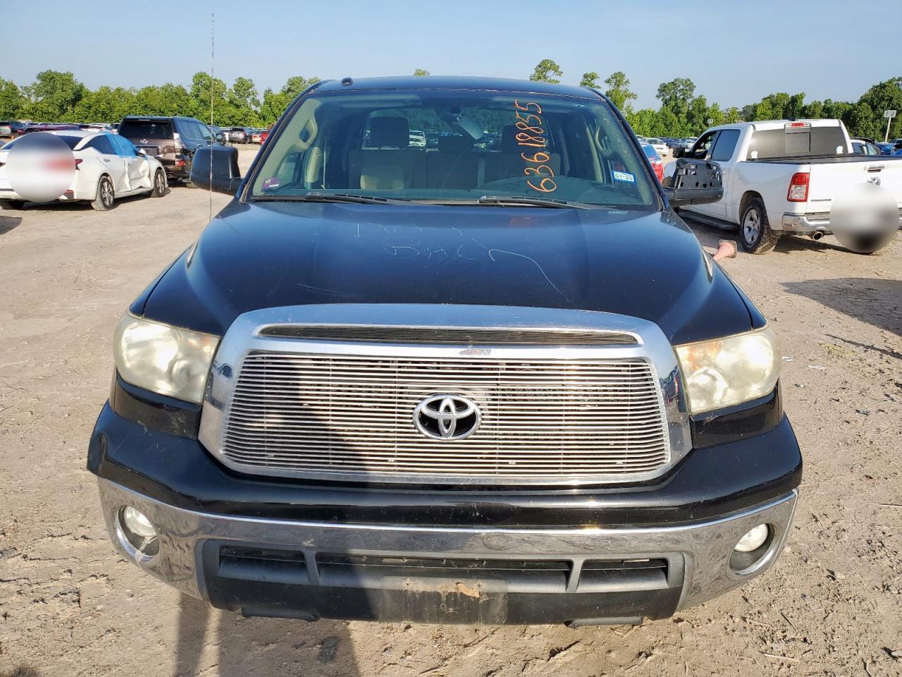 2013 Toyota Tundra Crewmax Sr5 - Image 5