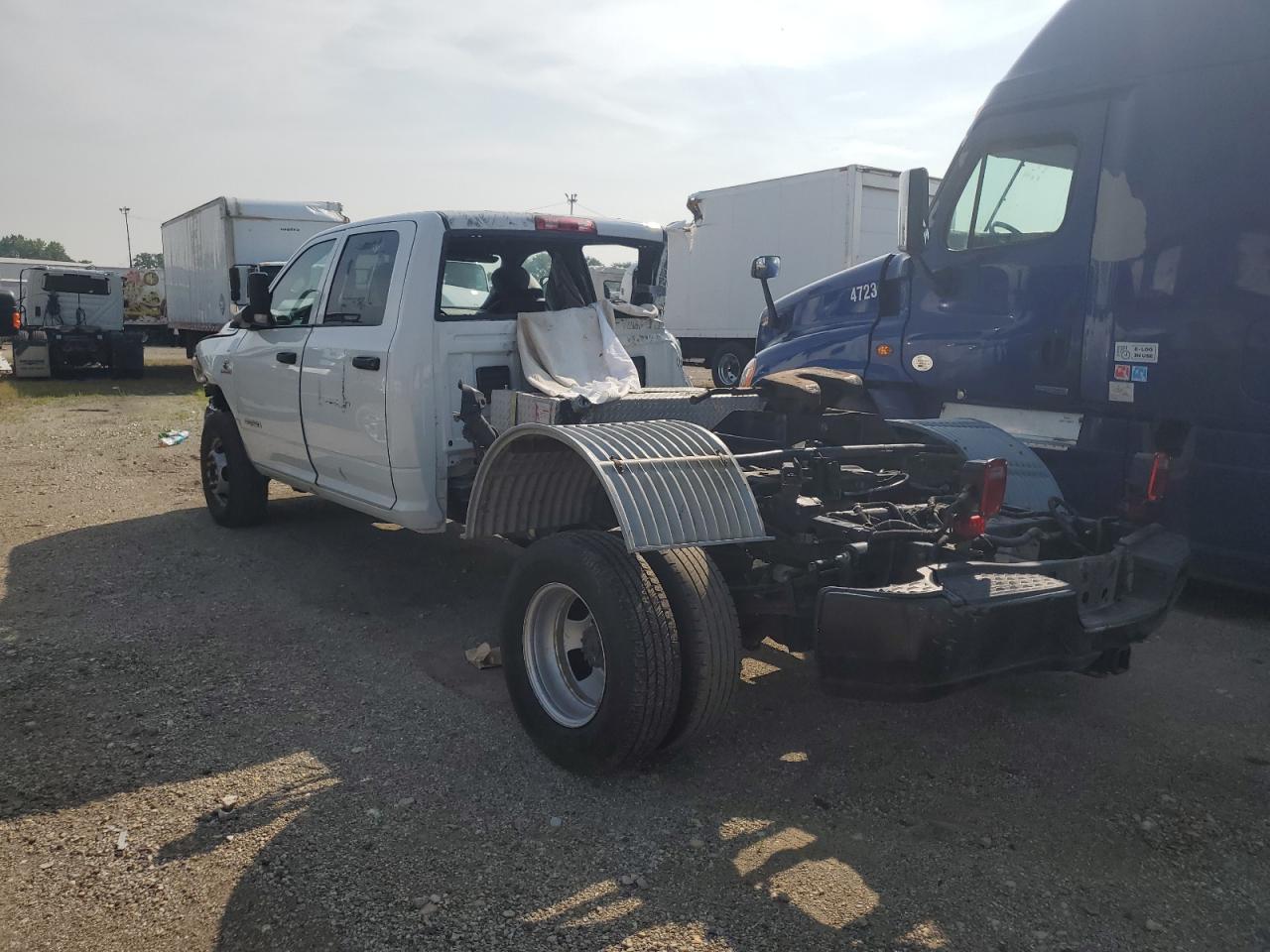 2022 Ram 3500 Tradesman - Фото 2