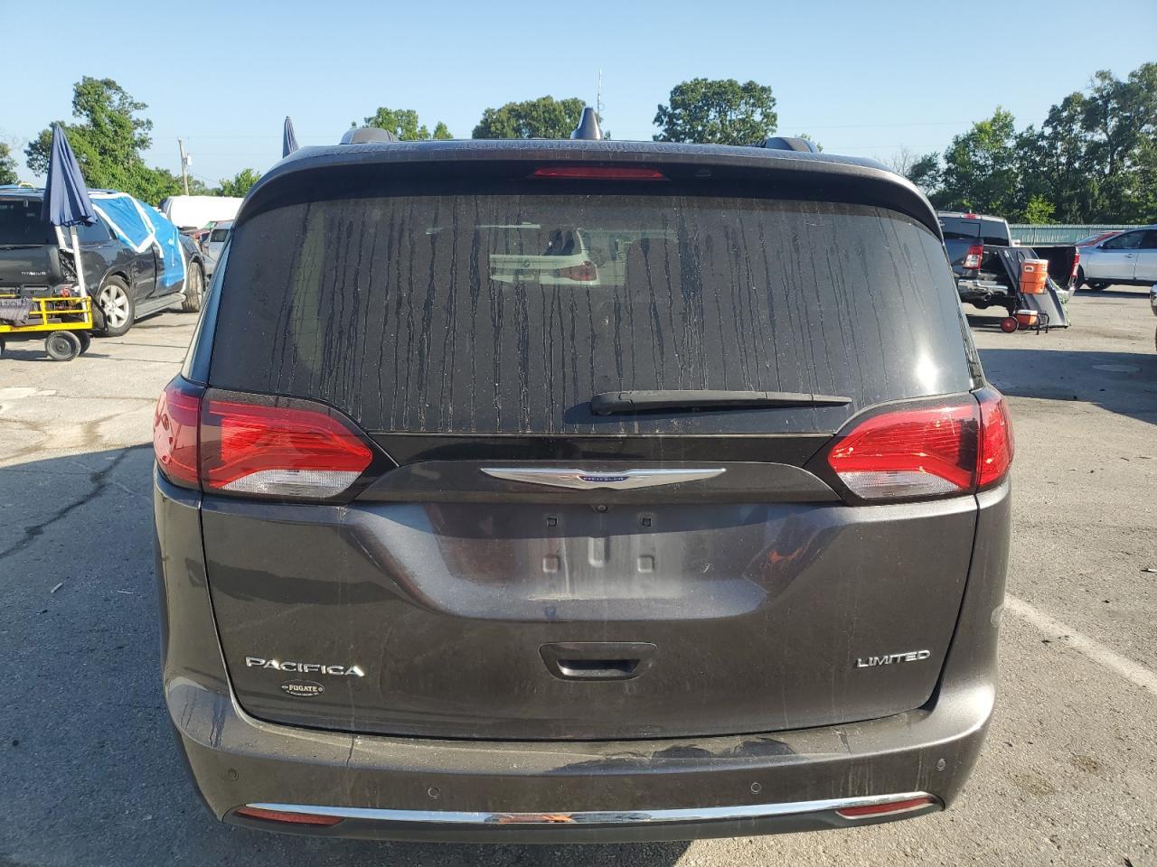 2019 Chrysler Pacifica Limited - Фото 6