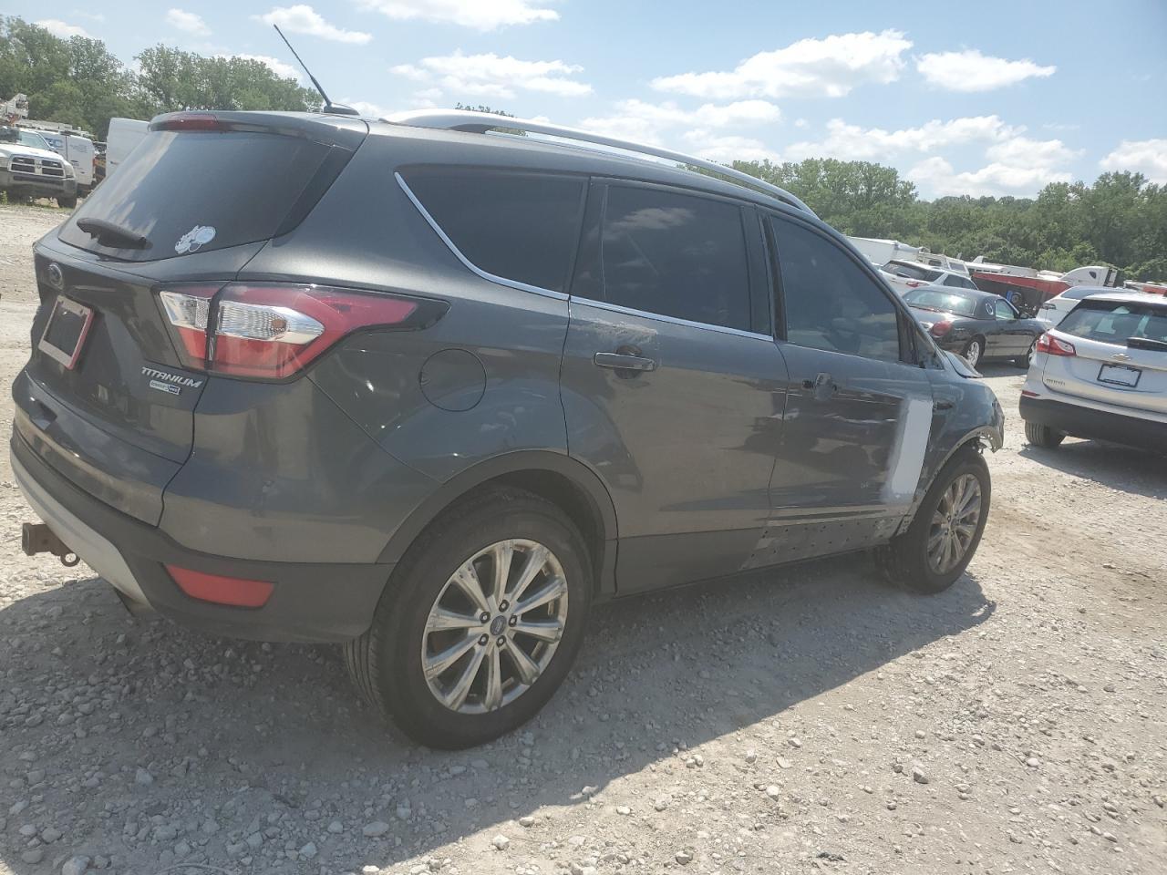 2017 Ford Escape Titanium - Фото 3