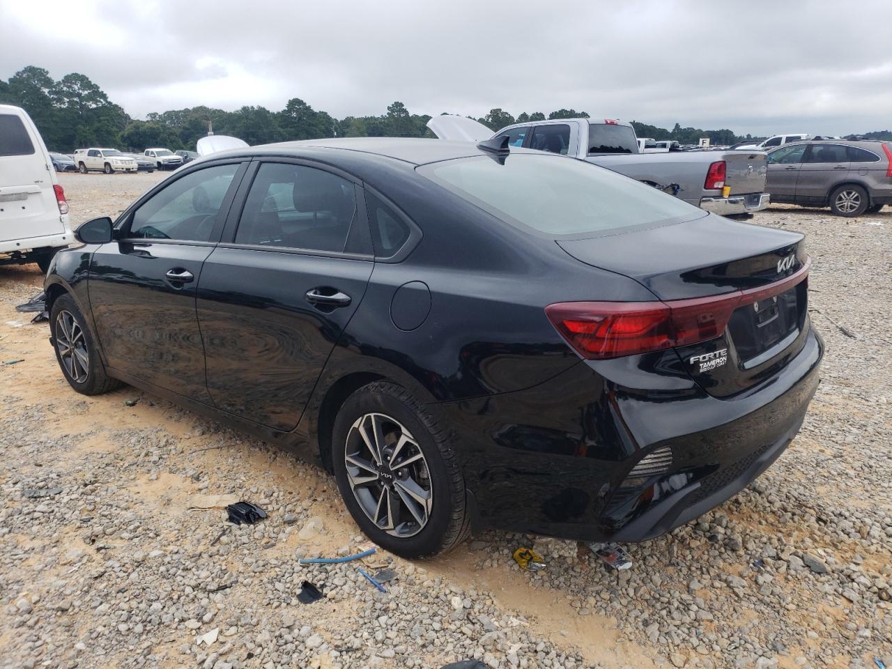 2024 Kia Forte Lx - Фото 2