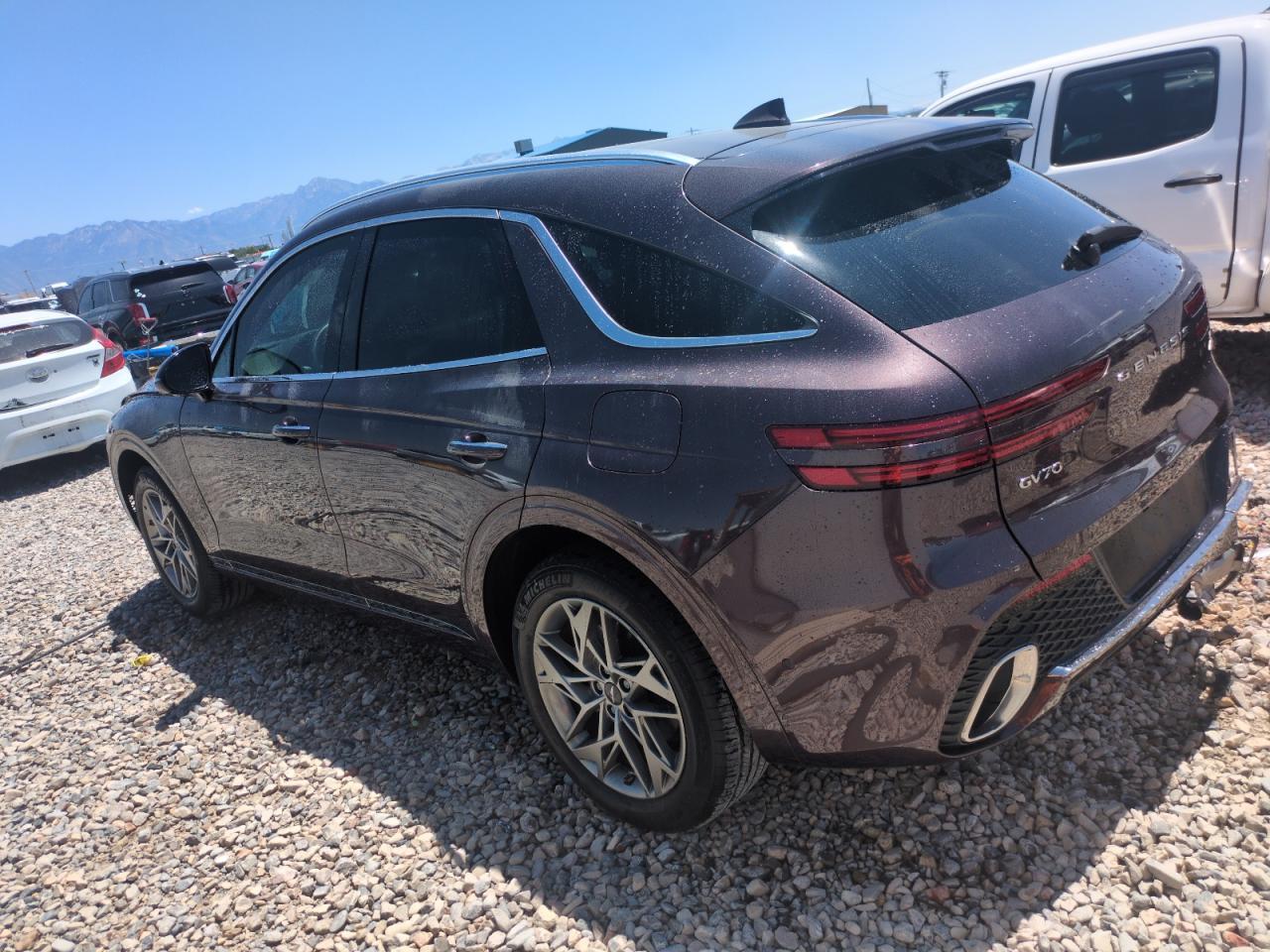 2022 Genesis Gv70 Base - Фото 2