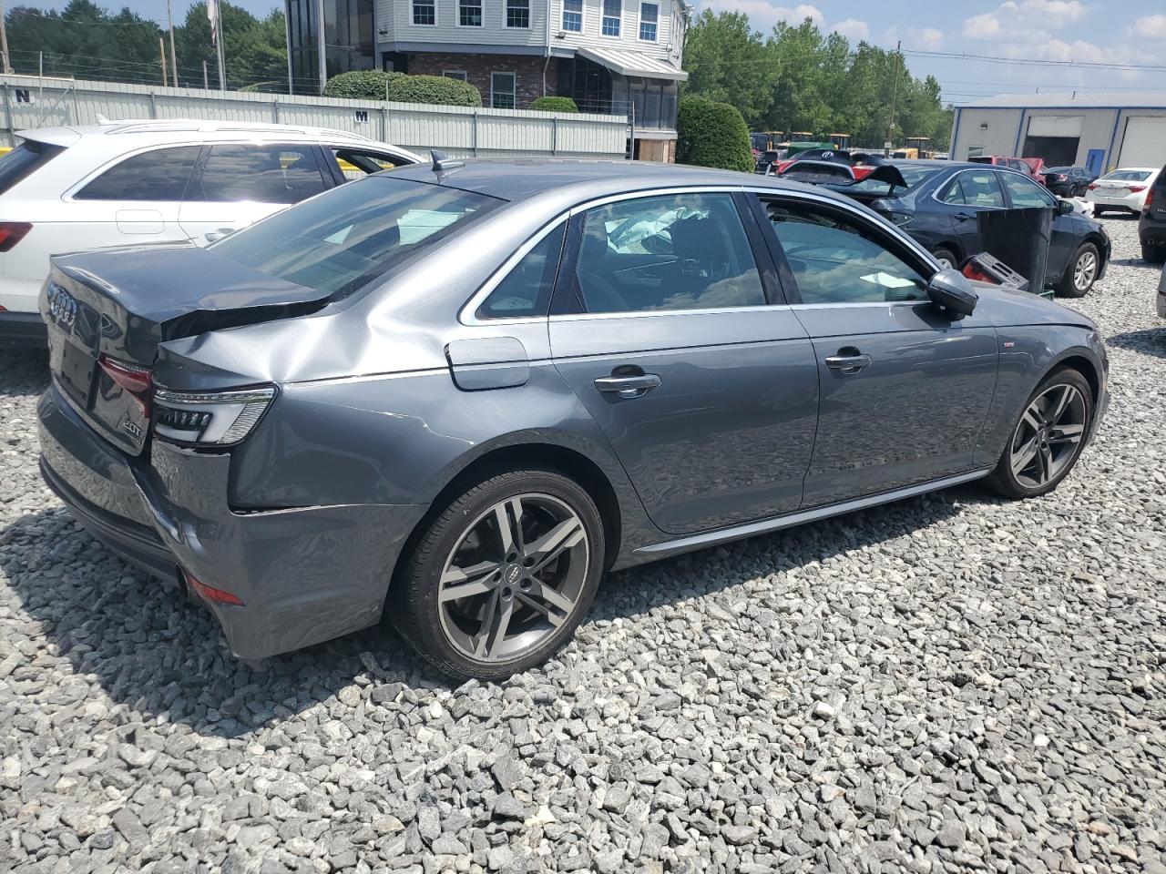 2017 Audi A4 Premium Plus - Фото 3