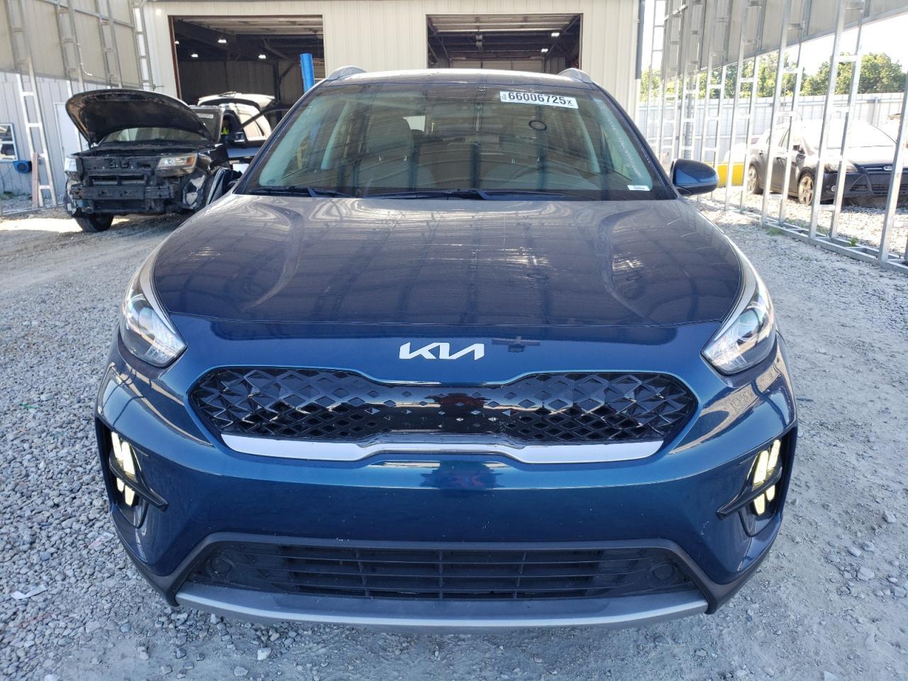 2022 Kia Niro Lx - Image 5