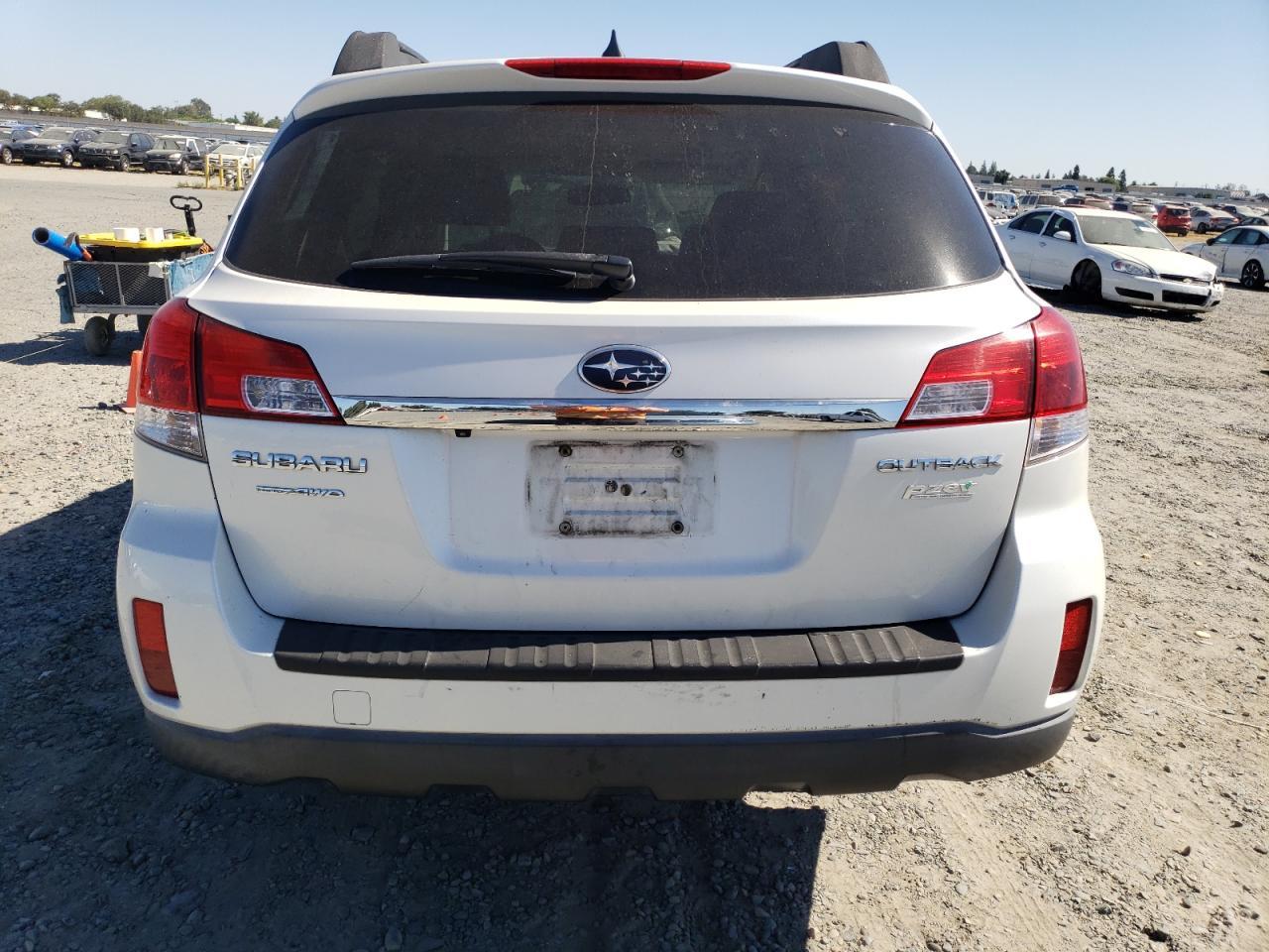 2011 Subaru Outback 2.5I Limited - Фото 6