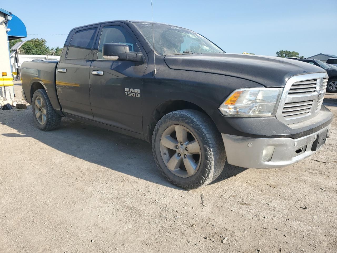 2016 Ram 1500 Slt - Image 4