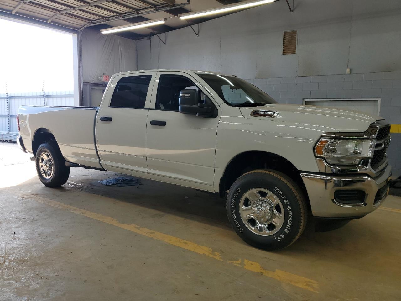 2023 Ram 2500 Tradesman - Image 4