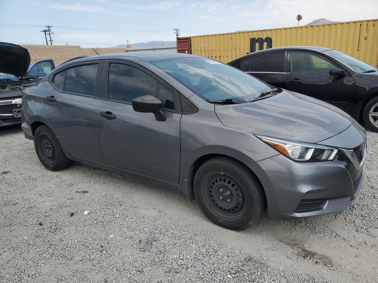 2021 Nissan Versa S - Фото 4