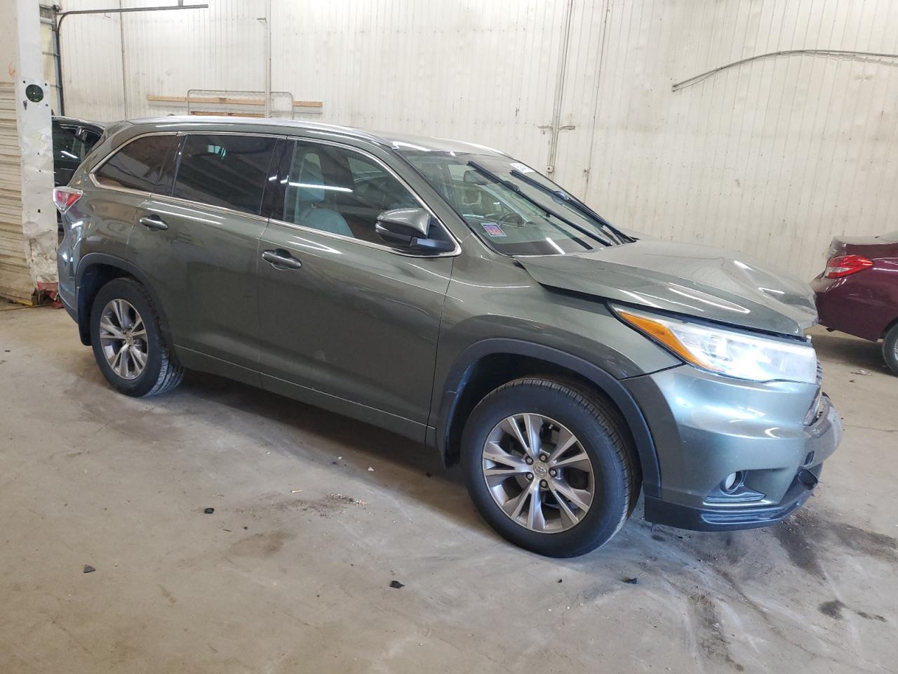 2015 Toyota Highlander Xle - Фото 4