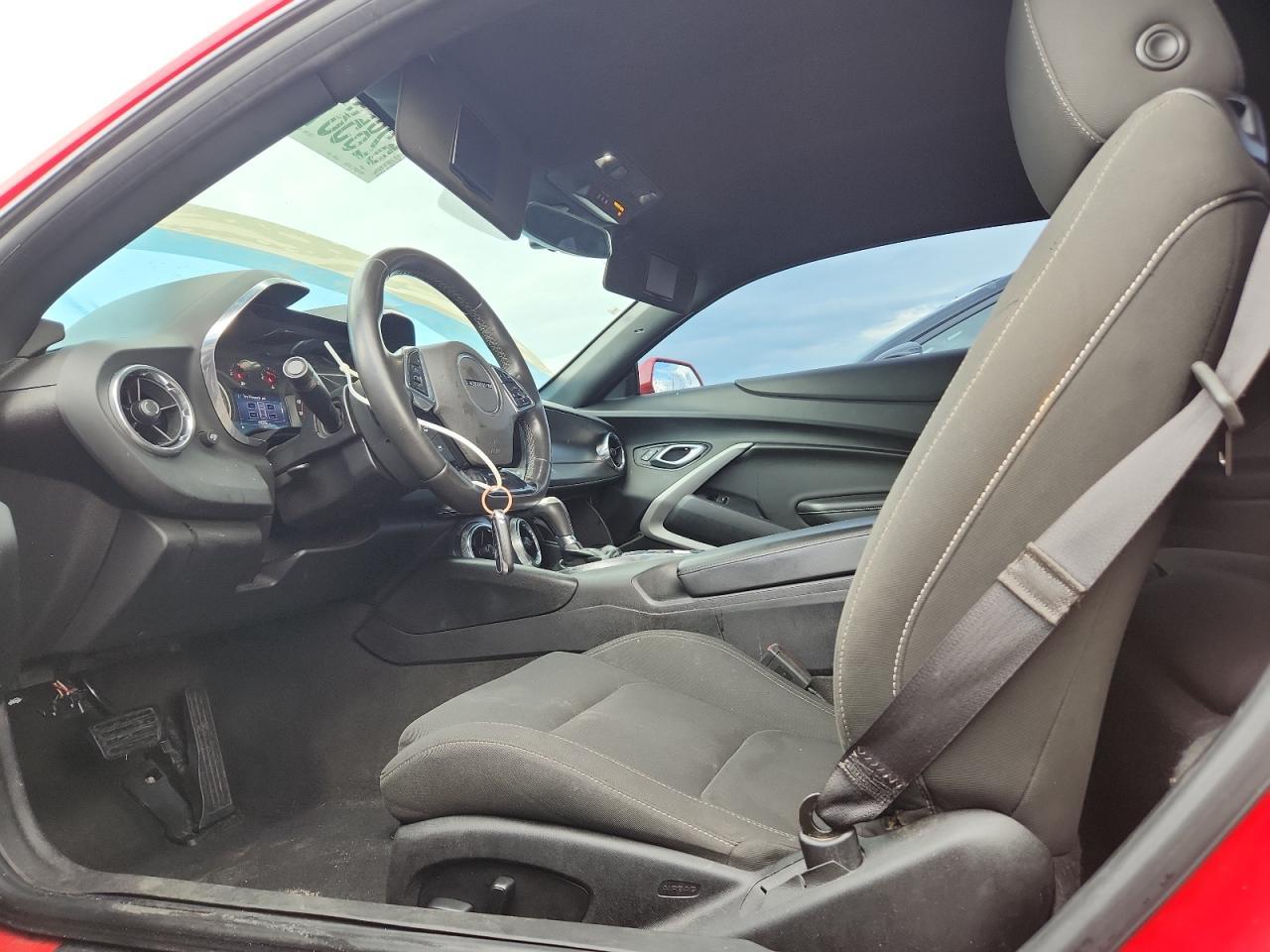 2019 Chevrolet Camaro Ls - Фото 7