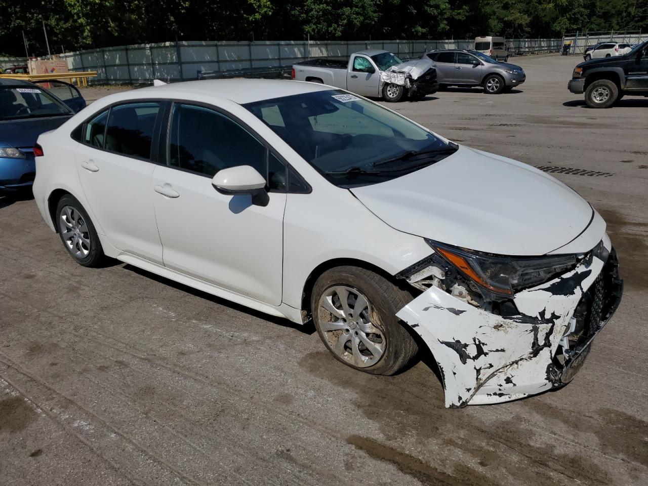 2021 Toyota Corolla Le - Фото 4
