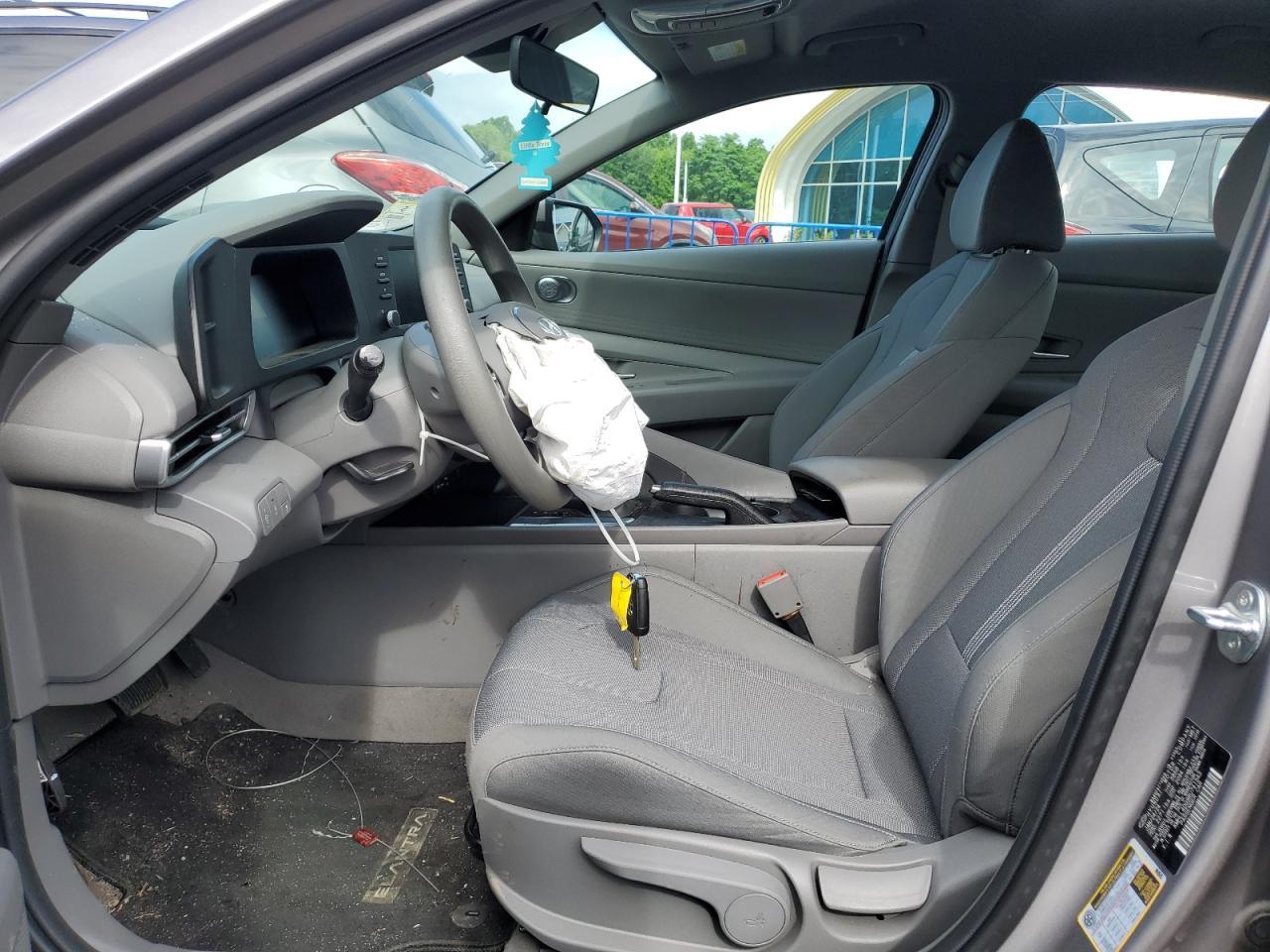 2024 Hyundai Elantra Se - Фото 7