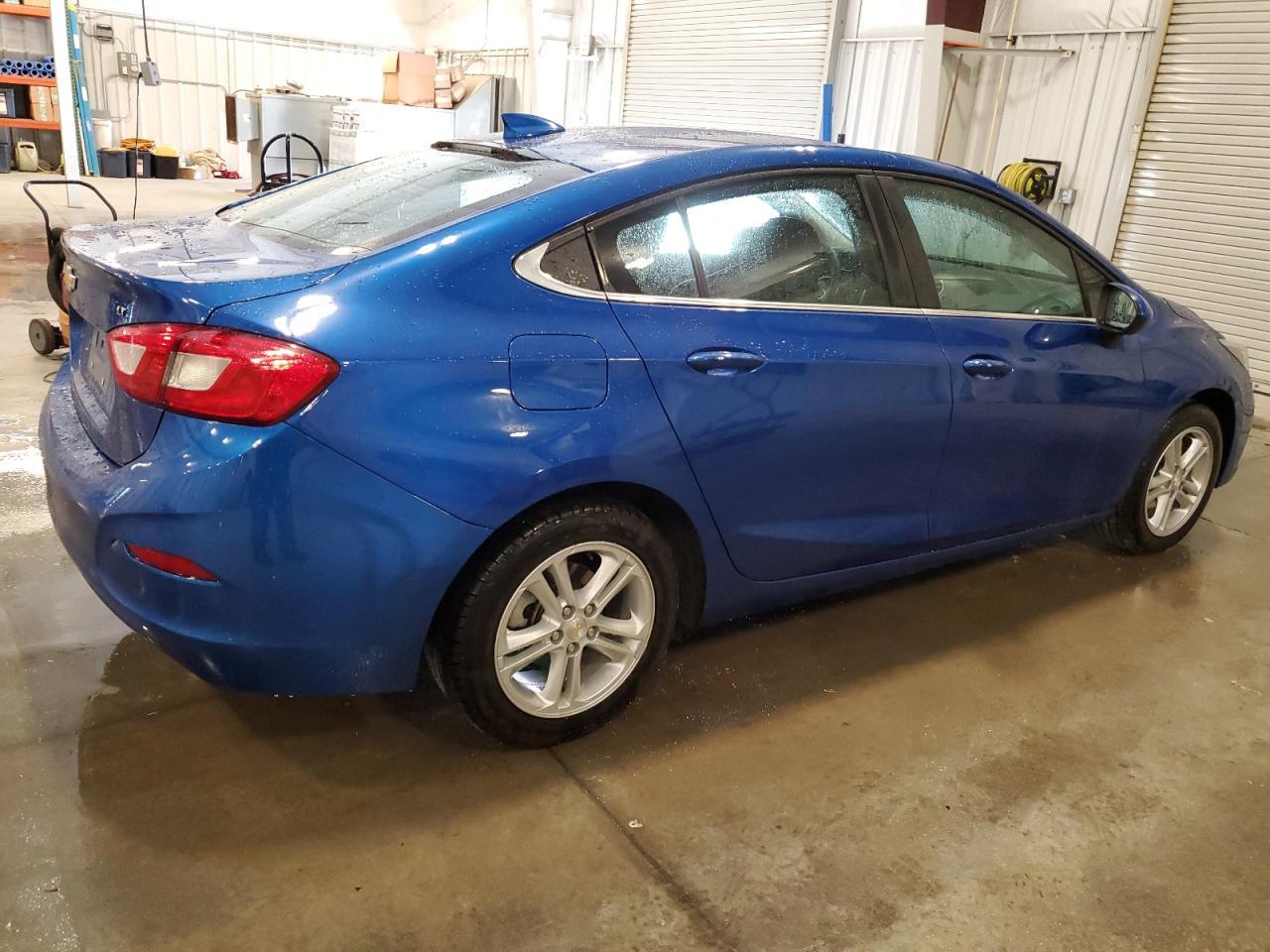 2018 Chevrolet Cruze Lt - Фото 3