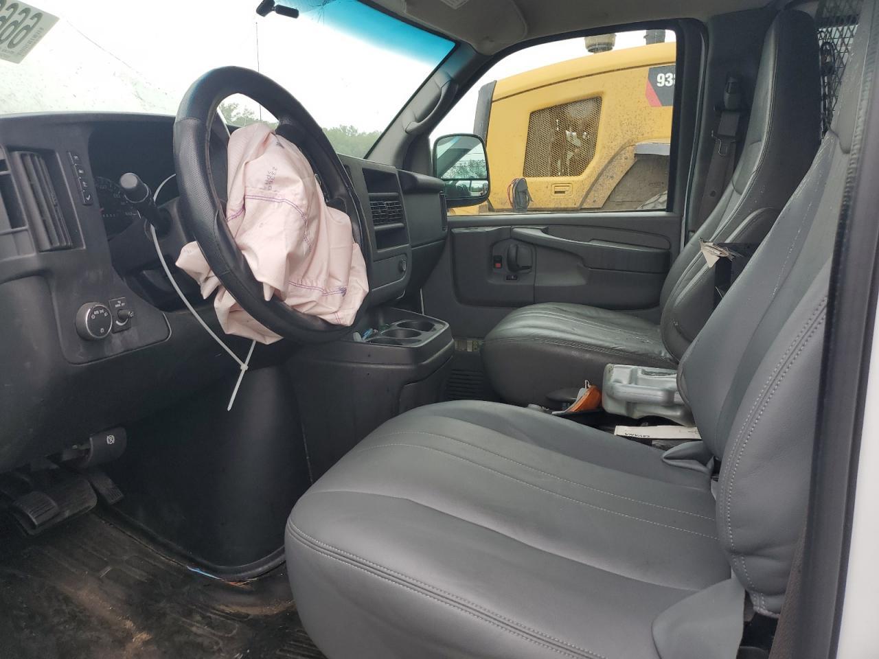 2014 Chevrolet Express G1500 - Фото 7