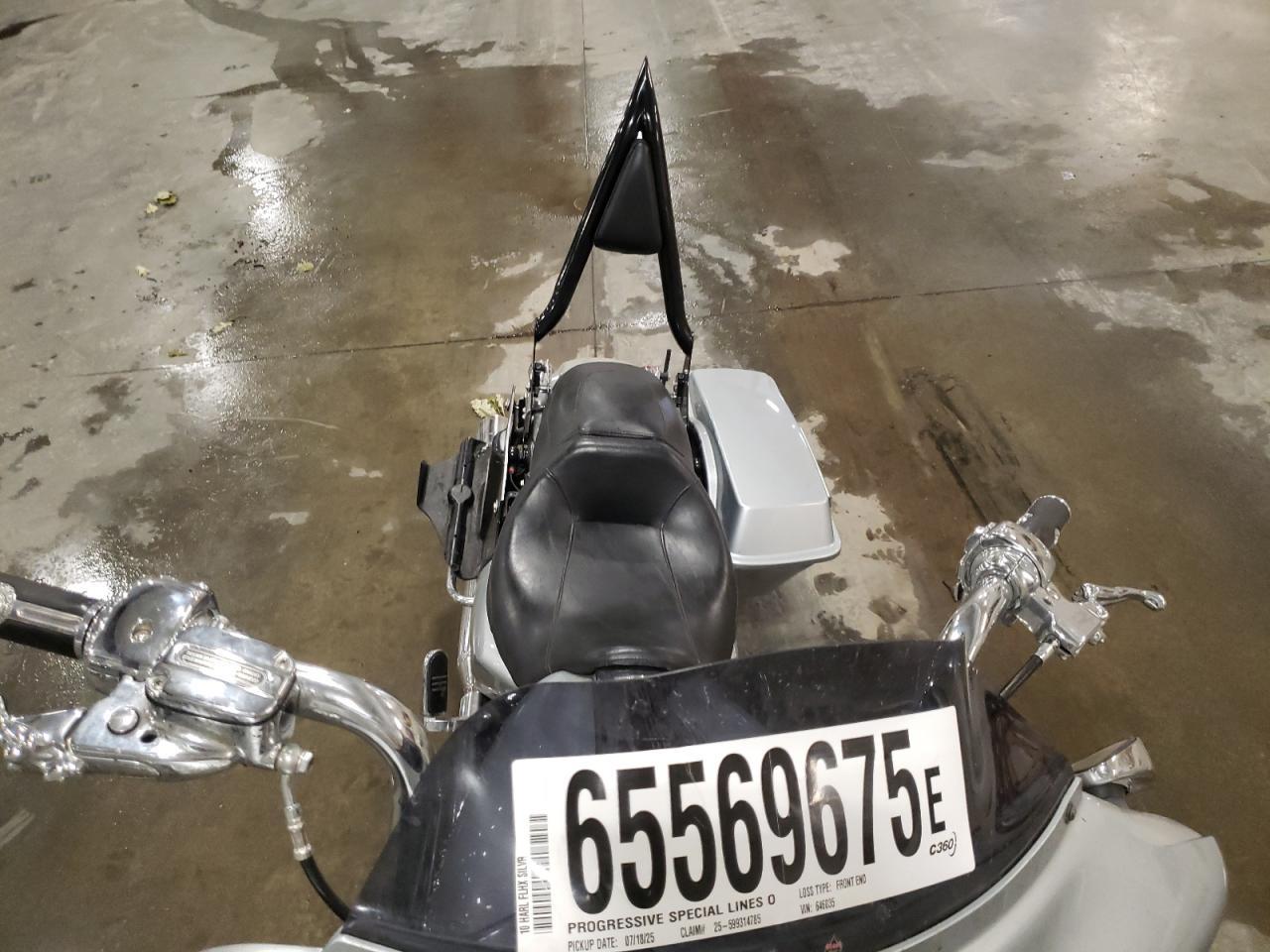 2010 Harley-Davidson Flhx - Image 5