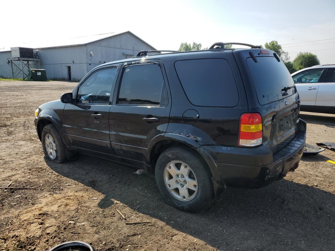 2006 Ford Escape Limited - Image 2