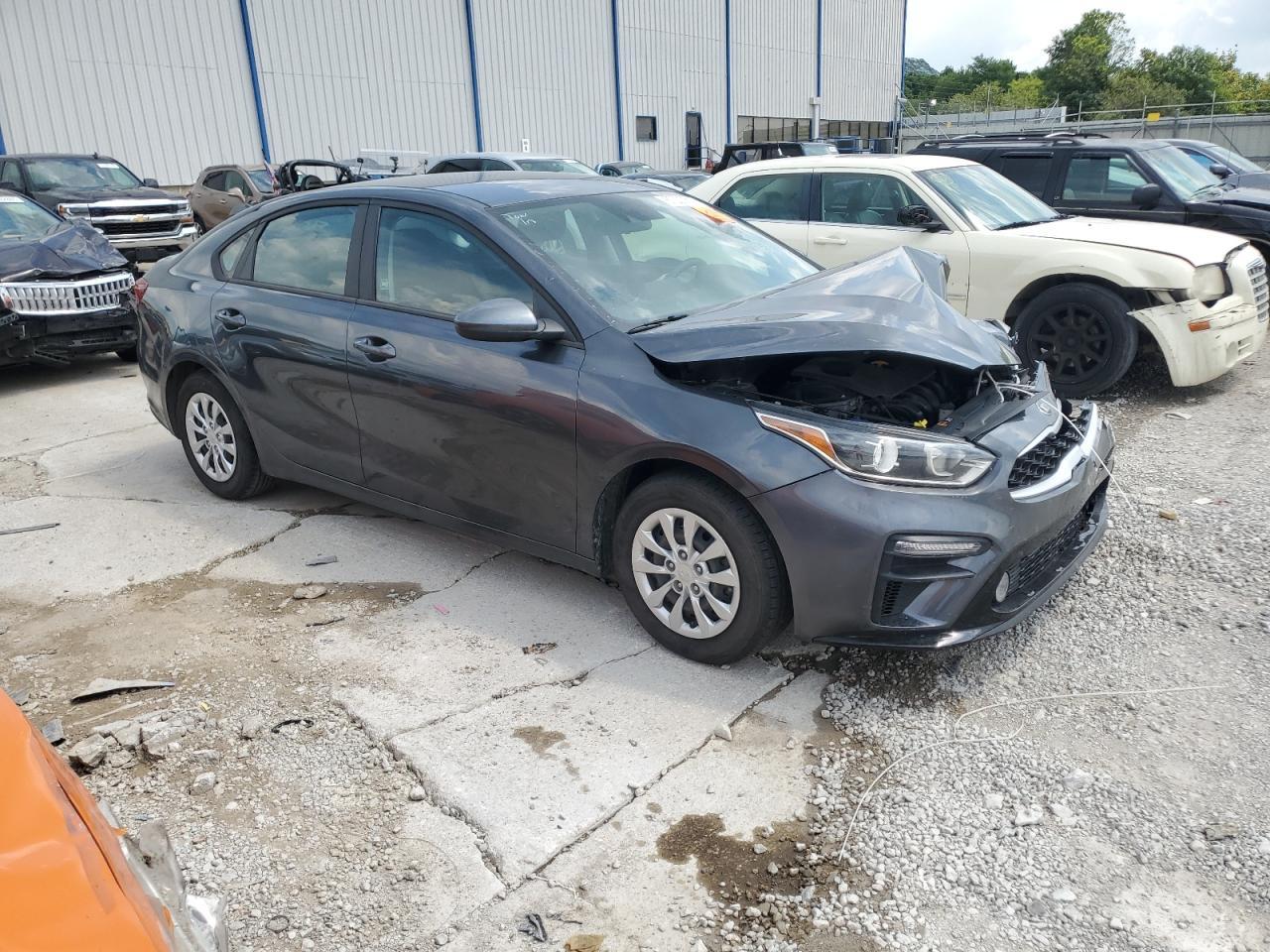 2021 Kia Forte Fe - Image 4