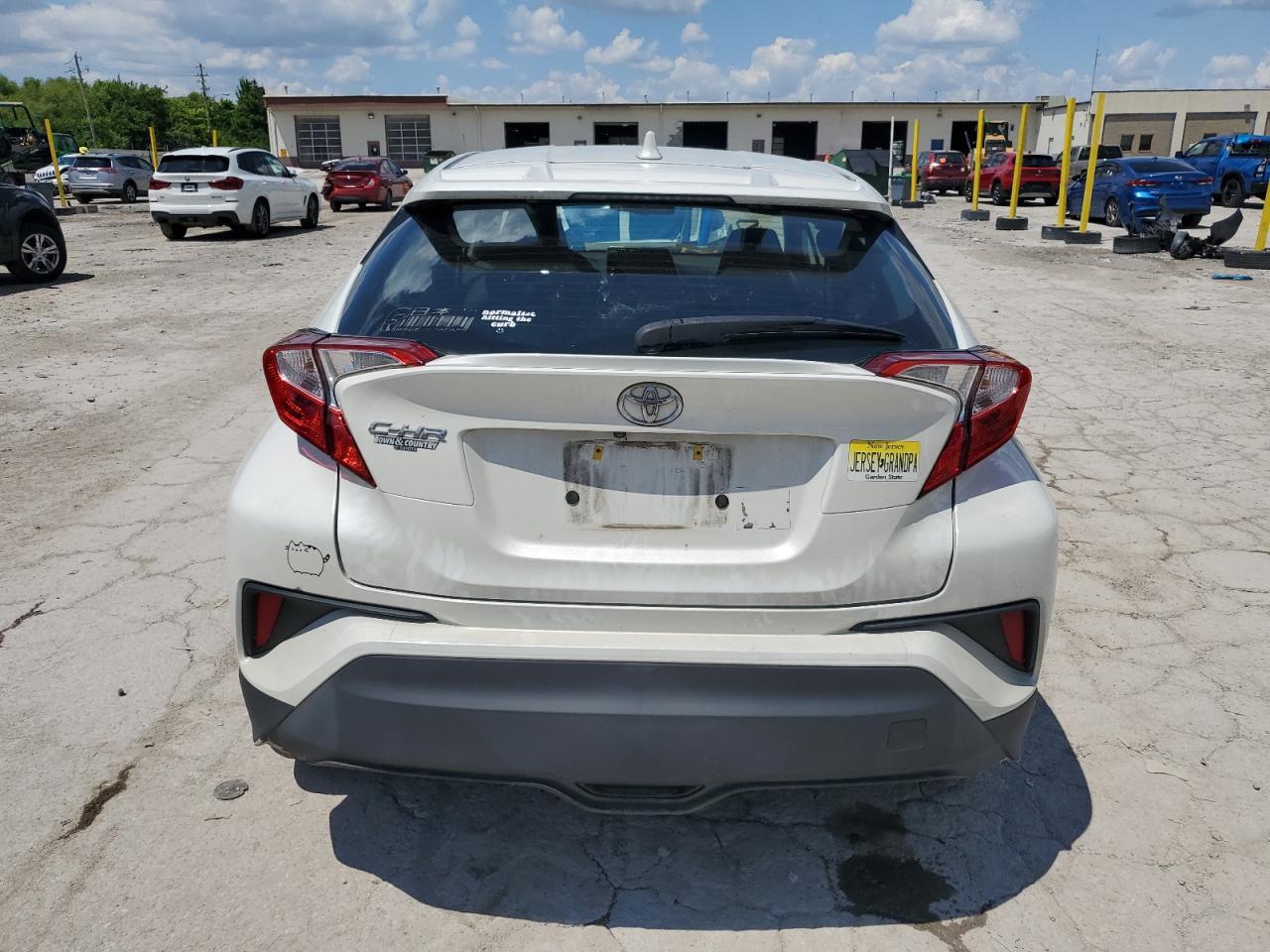 2019 Toyota C-Hr Xle - Image 6
