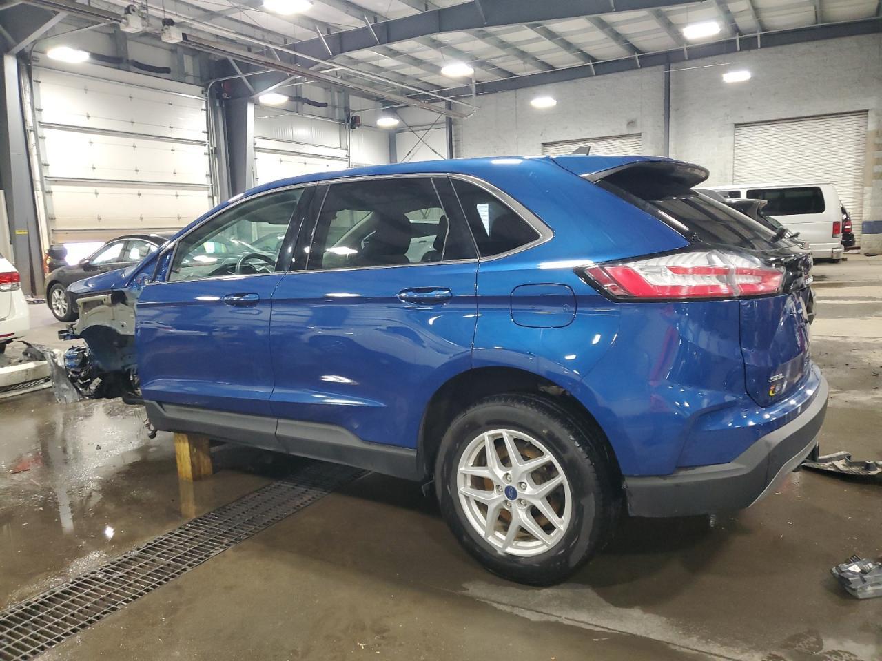 2022 Ford Edge Sel - Фото 2