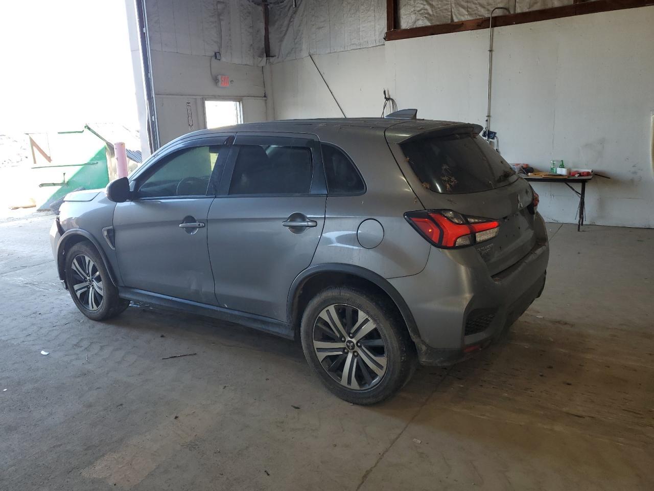 2020 Mitsubishi Outlander Sport Es - Фото 2