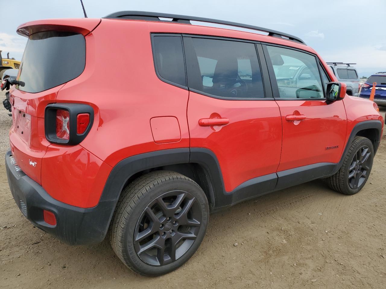 2022 Jeep Renegade Latitude - Image 3