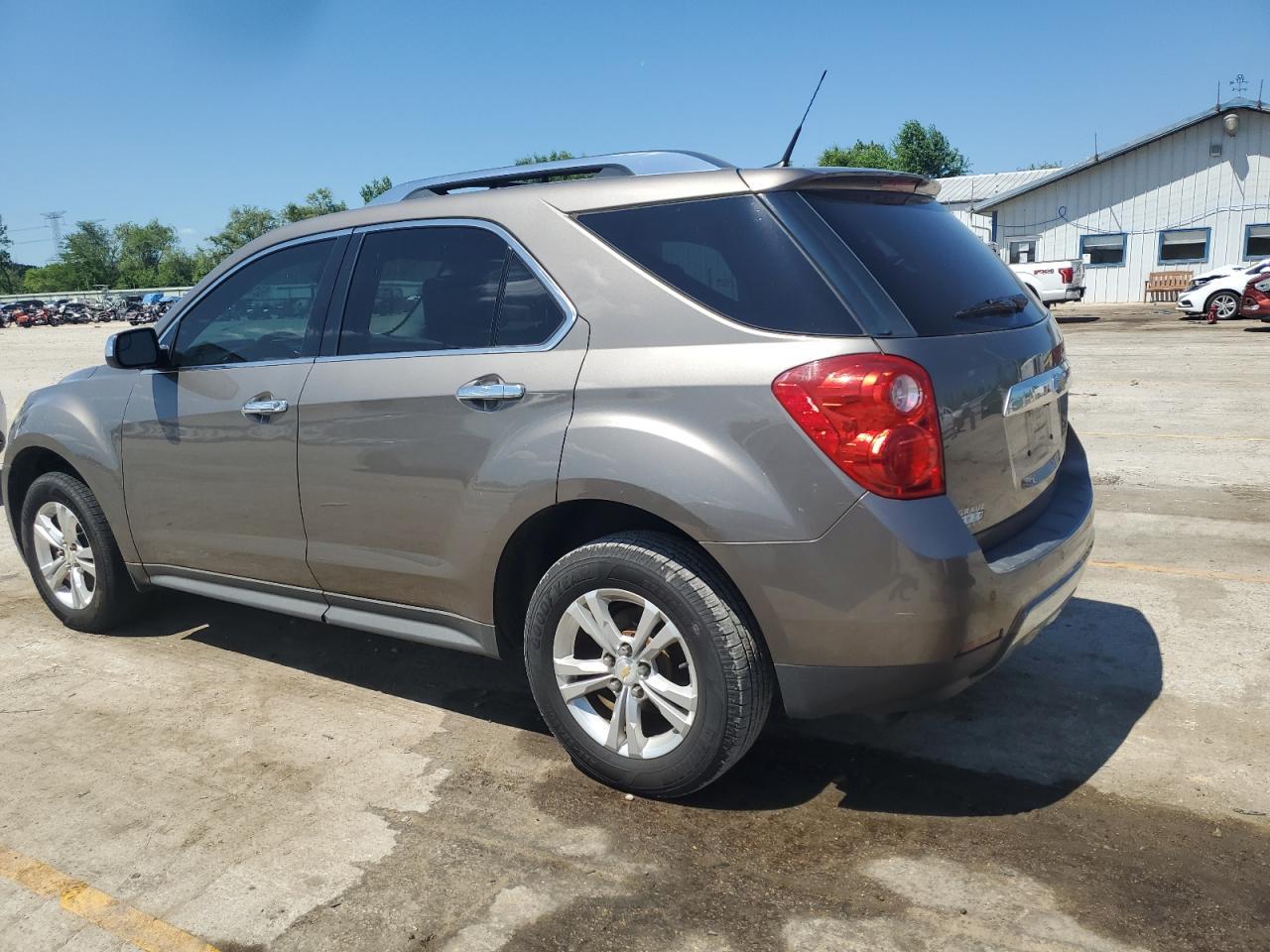 2012 Chevrolet Equinox Ltz - Image 2