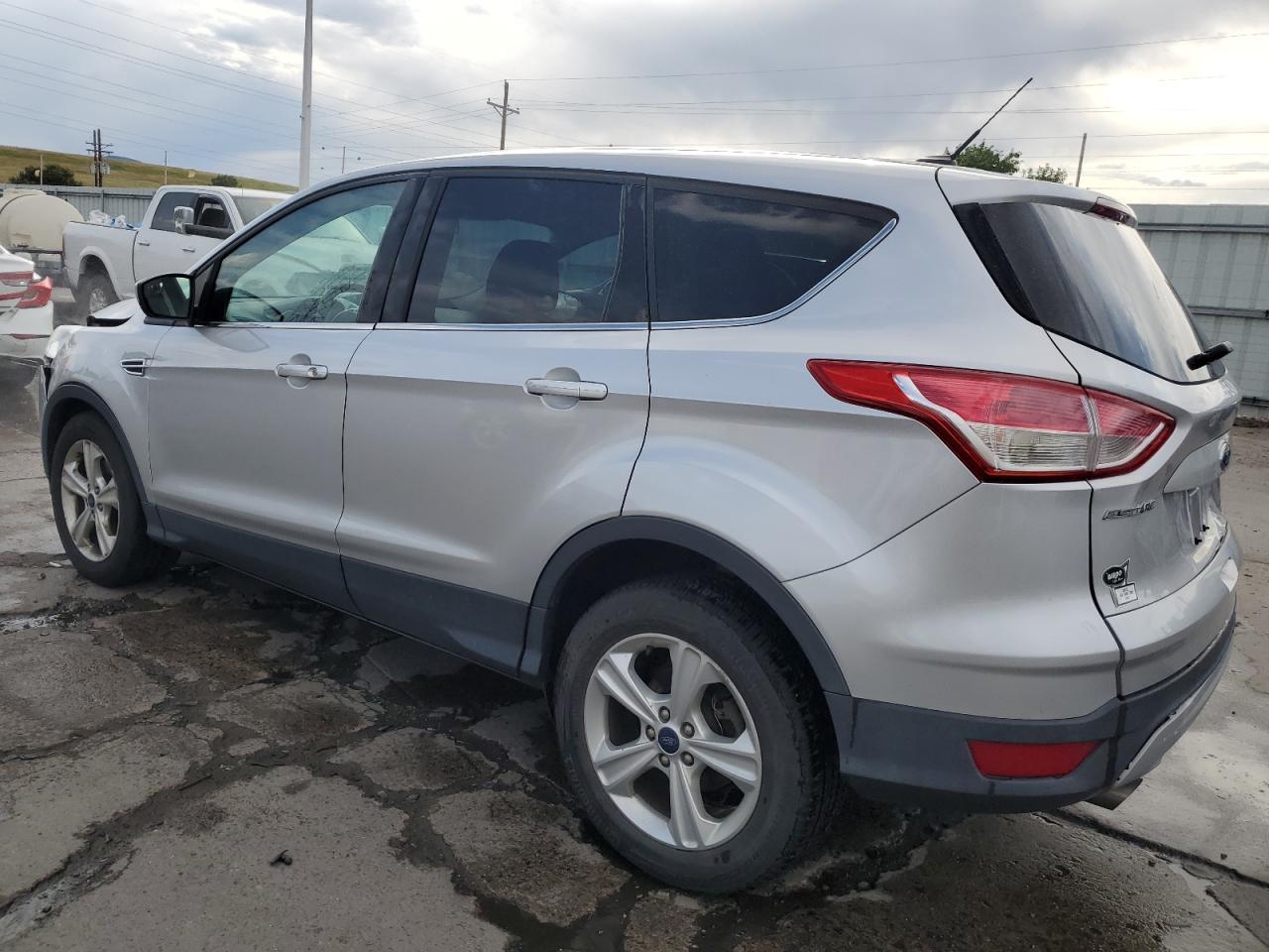 2016 Ford Escape Se - Фото 2