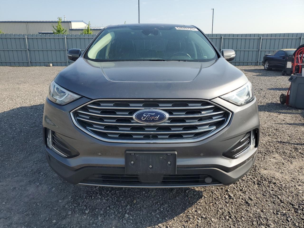 2022 Ford Edge Titanium - Image 5