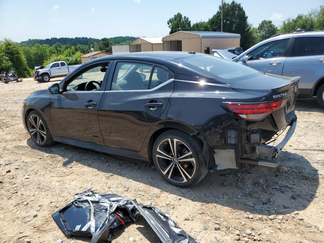 2022 Nissan Sentra Sr - Image 2