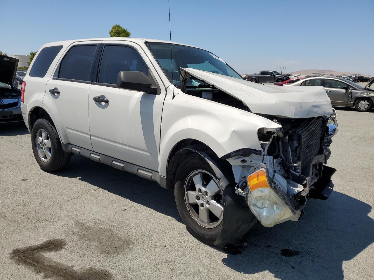 2012 Ford Escape Xls - Image 4