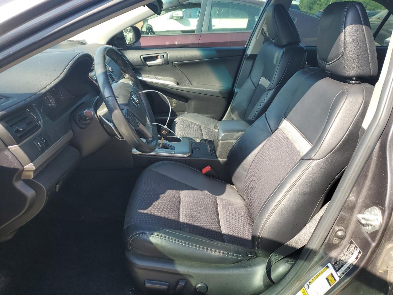 2014 Toyota Camry L - Image 7