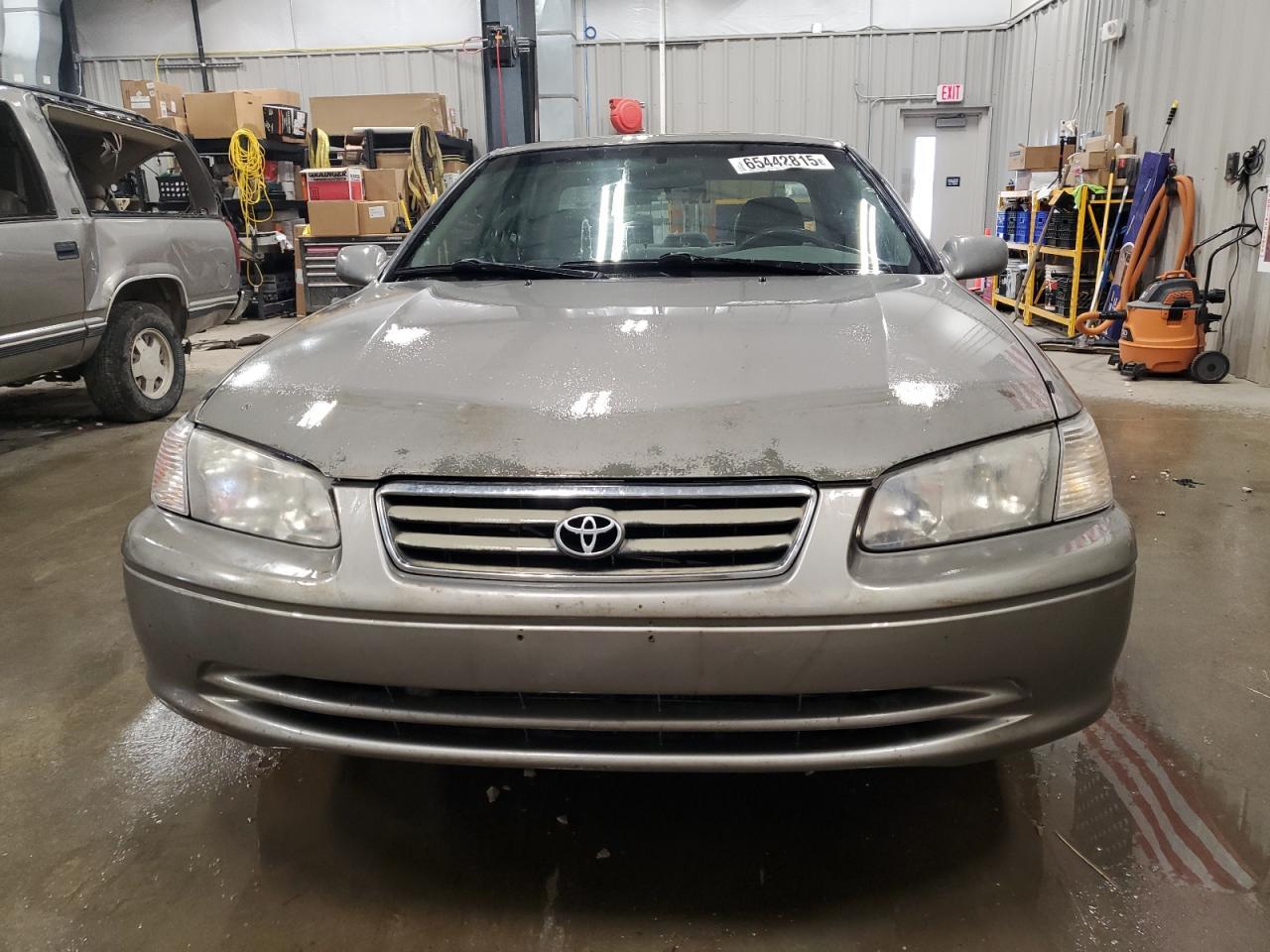 2000 Toyota Camry Le - Image 5