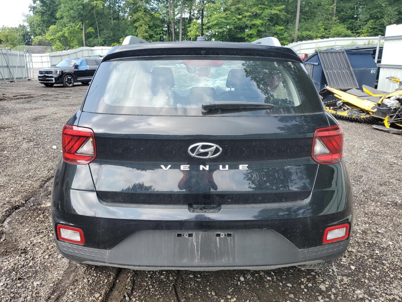 2024 Hyundai Venue Sel - Image 6