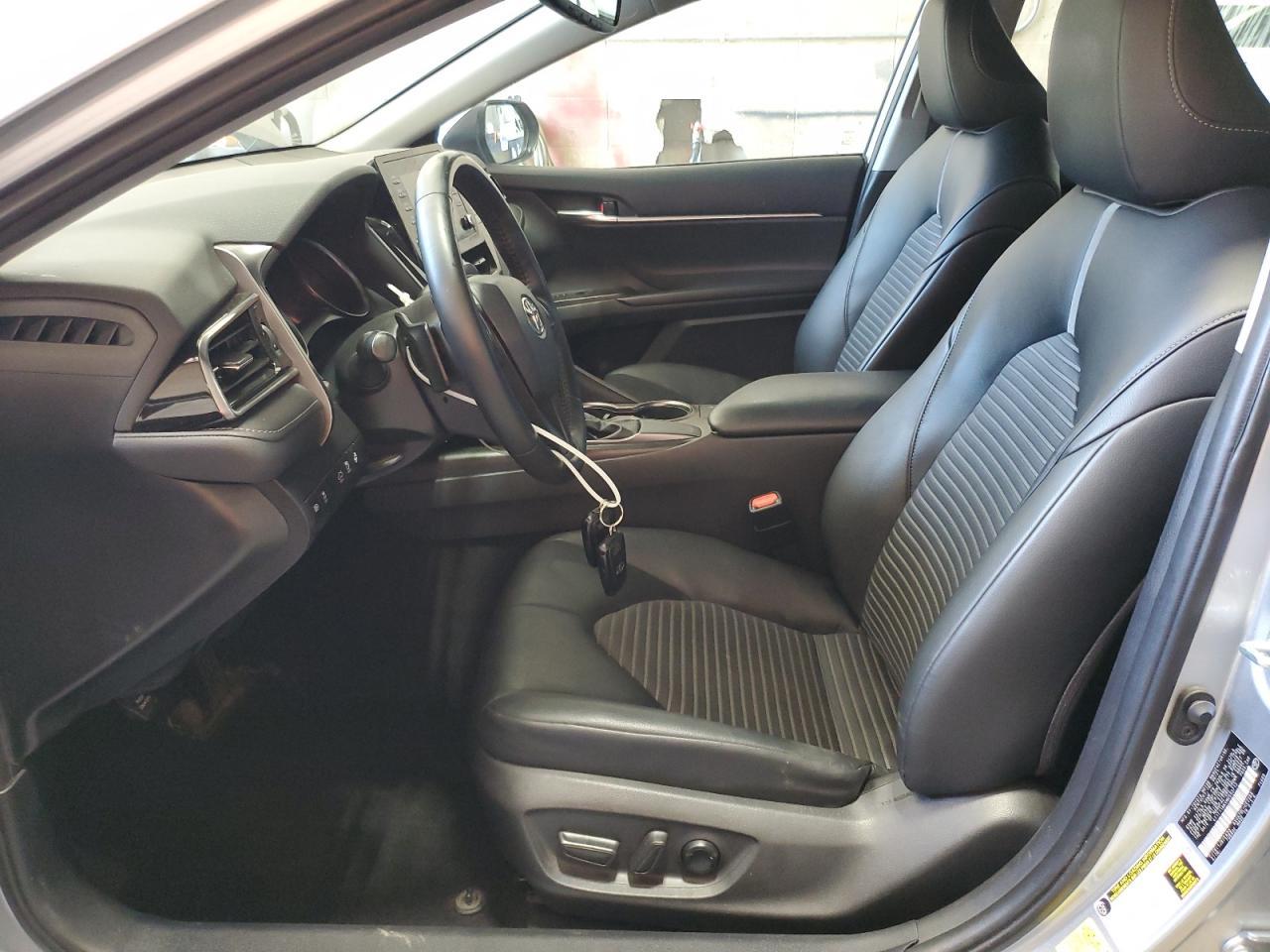 2021 Toyota Camry Se - Фото 7