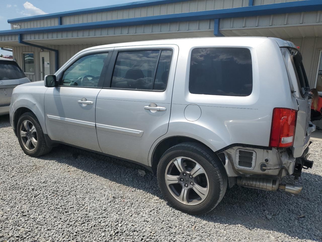 2015 Honda Pilot Se - Image 2