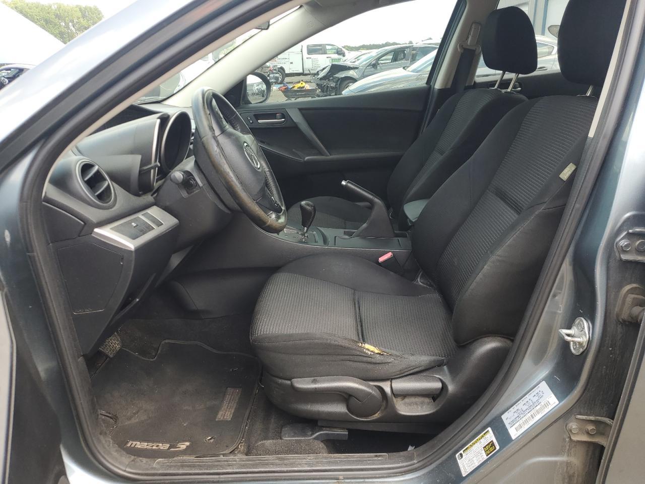 2012 Mazda 3 I - Image 7