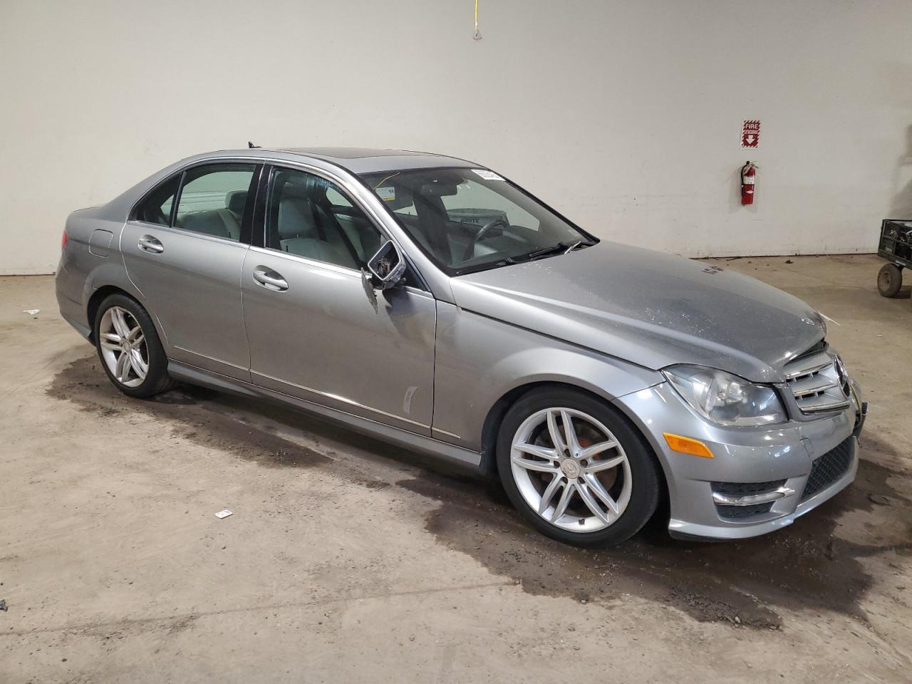 2012 Mercedes-Benz C 300 4Matic - Фото 4