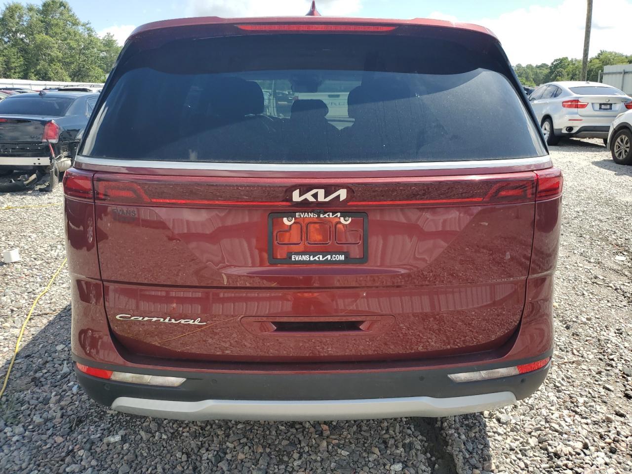2022 Kia Carnival Lx - Image 6
