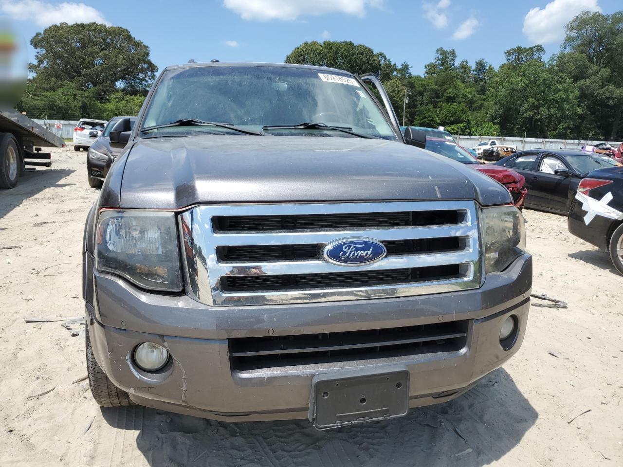 2012 Ford Expedition Limited - Image 5