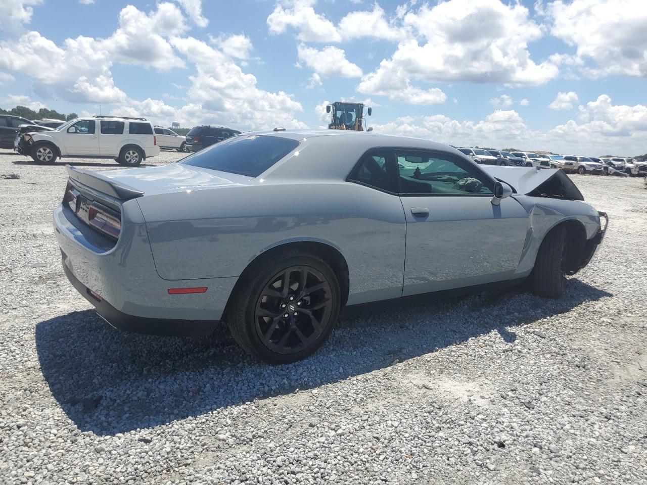 2021 Dodge Challenger Sxt - Фото 3
