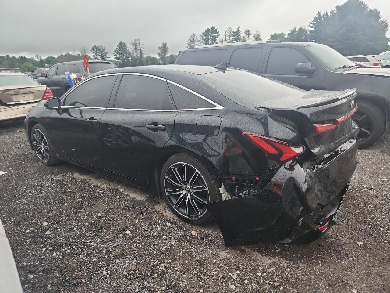 2019 Toyota Avalon Xle - Фото 2