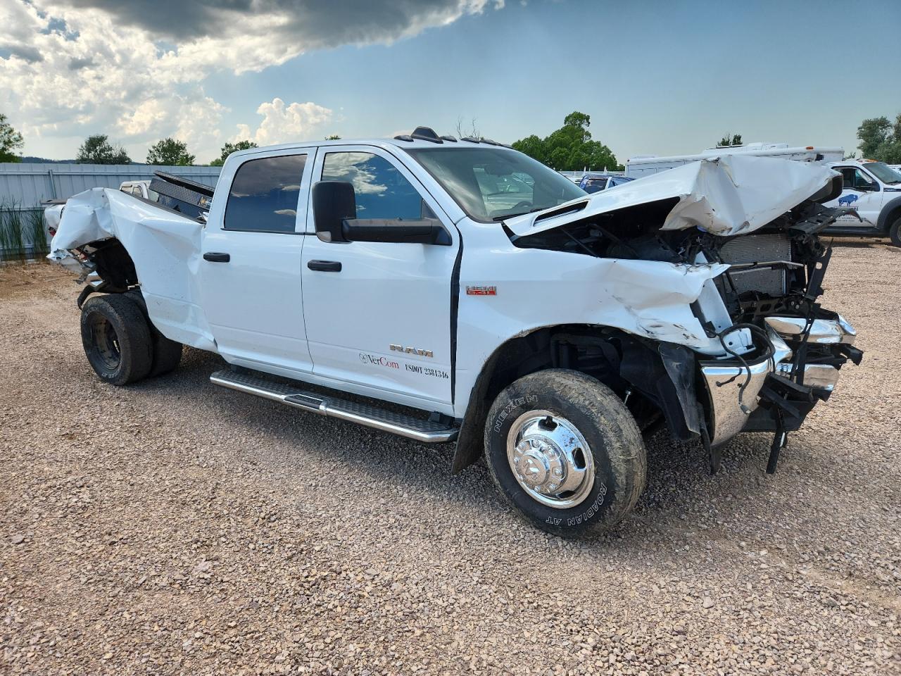 2022 Ram 3500 Tradesman - Фото 4